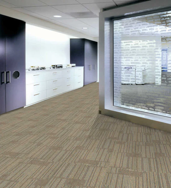 carpettiles1-design-ideas-Roomsetting-NIAGRA-4